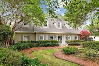 218 Evangeline Dr, Mandeville, LA 70471