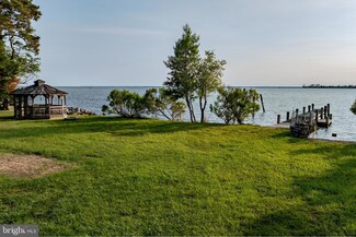 2718 3 Hoopers Island Rd, Fishing Creek, MD 21634