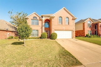 4500 Shady Hollow Dr, Fort Worth, TX 76123
