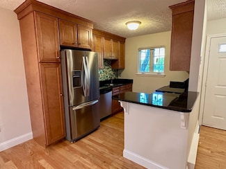 10 Janet Rd Unit 7, South Easton, MA 02375