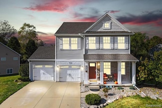 552 Hewitt St, Howell, MI 48843