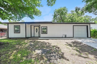 1012 E Butler St, Fort Worth, TX 76110