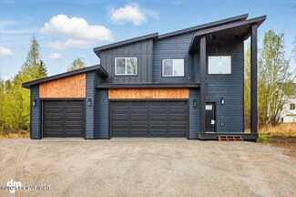 8827 W Warbler St, Knik-Fairview, AK 99654