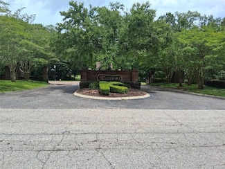 1608 Forte Conde Ct, Saraland, AL 36571