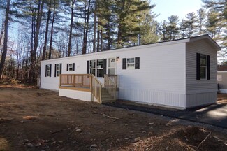 9 Colonial Village, Somersworth, NH 03878