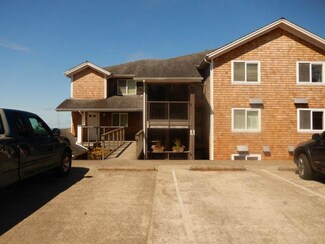 2815 Willows Rd, Seaview, WA 98644