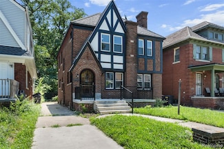 2717 Burlingame St, Detroit, MI 48206