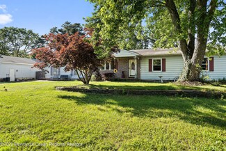 709 Broadway Blvd, Toms River, NJ 08757