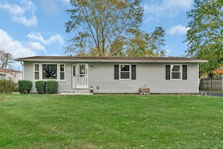 104 S Osceola St, Minooka, IL 60447