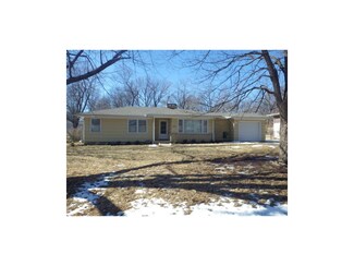 2400 S Ellison Way, Independence, MO 64055