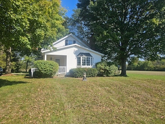 7017 E Troy Urbana Rd, Casstown, OH 45312