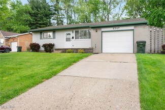4547 2nd St NW, Canton, OH 44708