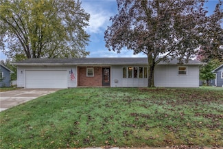 2319 Bradwood Ave, Altoona, WI 54720