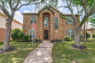 2870 Crestview Dr, Lewisville, TX 75067