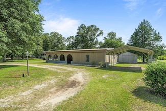 4135 River Rd, Vanceboro, NC 28586