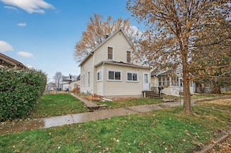 315 Osceola Ave S, Saint Paul, MN 55102