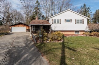 794 Finwood Ct, Elyria, OH 44035