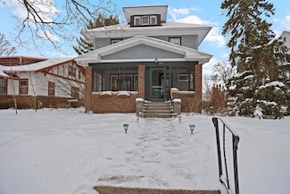 521 2nd St NW, Faribault, MN 55021