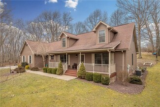130 Crestwood Dr, Evans City, PA 16033