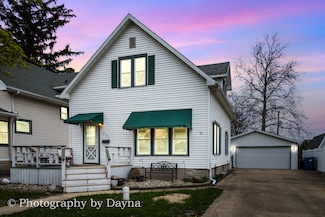 595 W Water St, Kankakee, IL 60901