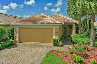 10032 Oakhurst Way, Fort Myers, FL 33913