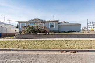 14 2nd Ave SE, Dickinson, ND 58601
