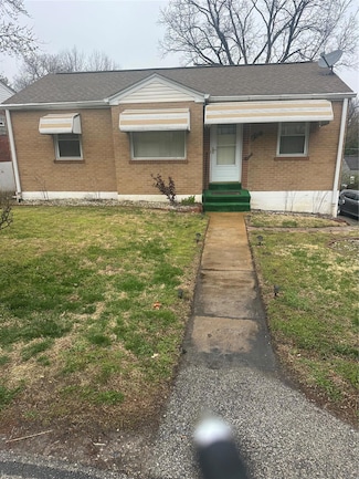 39 Bascom Dr, Saint Louis, MO 63135