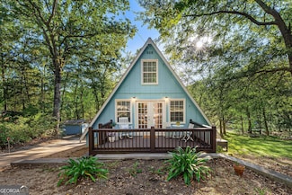 387 Chateau Dr, Lavonia, GA 30553