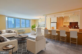 1919 Chestnut St Unit 2301, Philadelphia, PA 19103