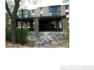 1101 Sibley Hwy Unit 300, Saint Paul, MN 55118