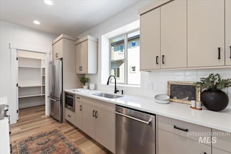 1717 S Federal Way, Boise, ID 83705