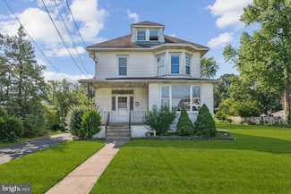 608 Clements Bridge Rd, Barrington, NJ 08007