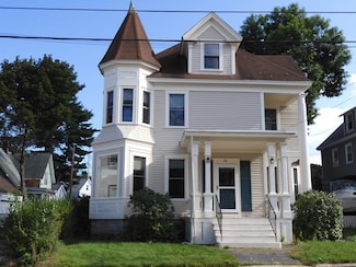 54 Bigelow St, Lawrence, MA 01843