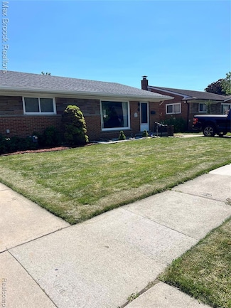 1751 Chaucer Ave, Madison Heights, MI 48071