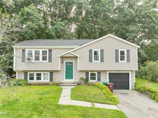 362 Beacon Ave, Woonsocket, RI 02895