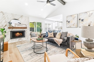 902 Warrington Ct, Arlington, TX 76014