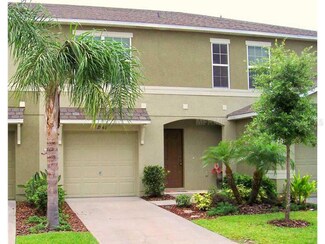 2940 Willowleaf Ln, Wesley Chapel, FL 33544