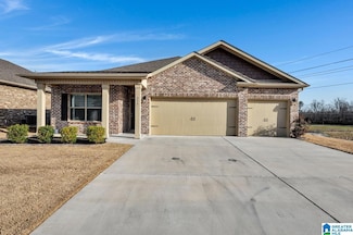 215 Ashland Dr SW, Hanceville, AL 35077