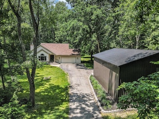 1355 N 7th St, Kalamazoo, MI 49009