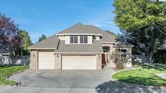 2918 W 43rd Ct, Kennewick, WA 99337