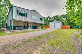 1694 Boat Ramp Rd, Kingston, OK 73439