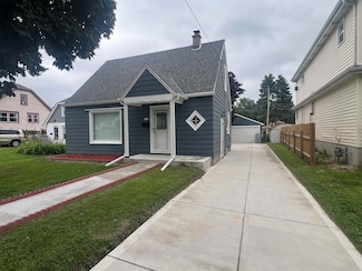 4544 S Quincy Ave, Milwaukee, WI 53207