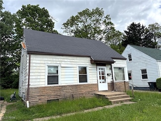 1311 Superior Ave, Akron, OH 44307