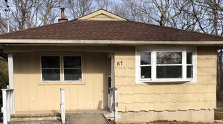 67 Johns Neck Rd, Shirley, NY 11967