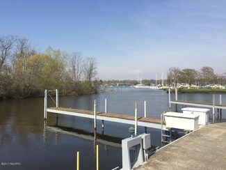 19 Mariners Cove Ct Unit 19, Douglas, MI 49406