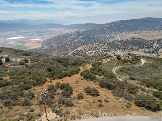 23821 El Rancho Dr, Tehachapi, CA 93561