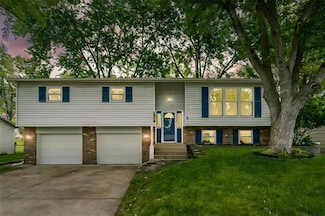 2816 Olde Chelsea Dr, Saint Charles, MO 63301