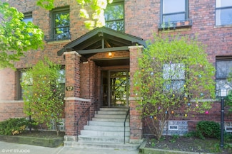 318 Main St Unit 3, Evanston, IL 60202