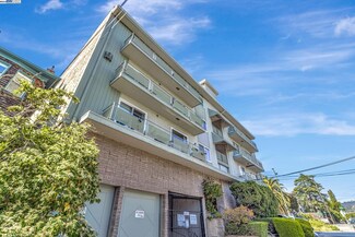 3877 Howe St Unit 106, Oakland, CA 94611