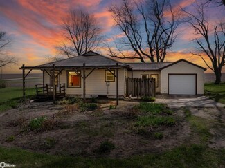 9391 20th St, Stanley, IA 50671